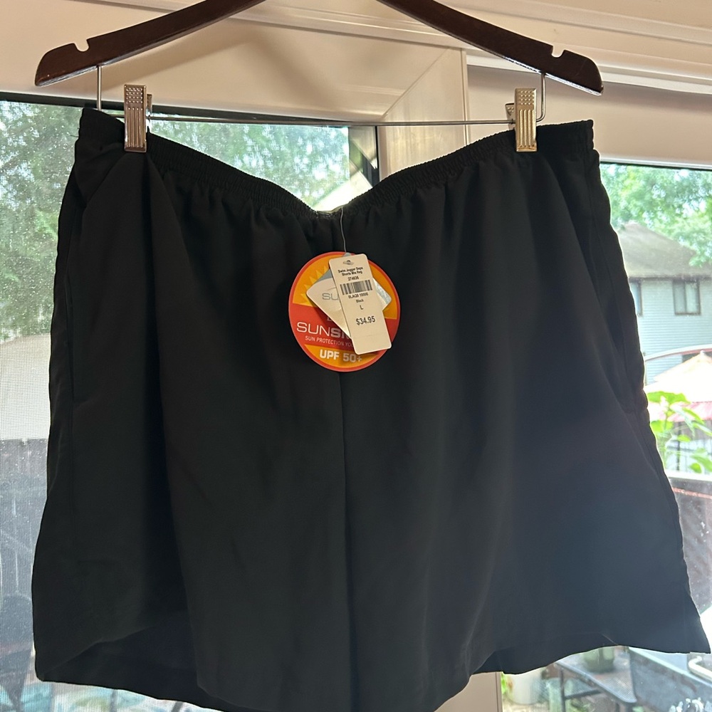 Ladies LLBean Pocketed Swim Shorts